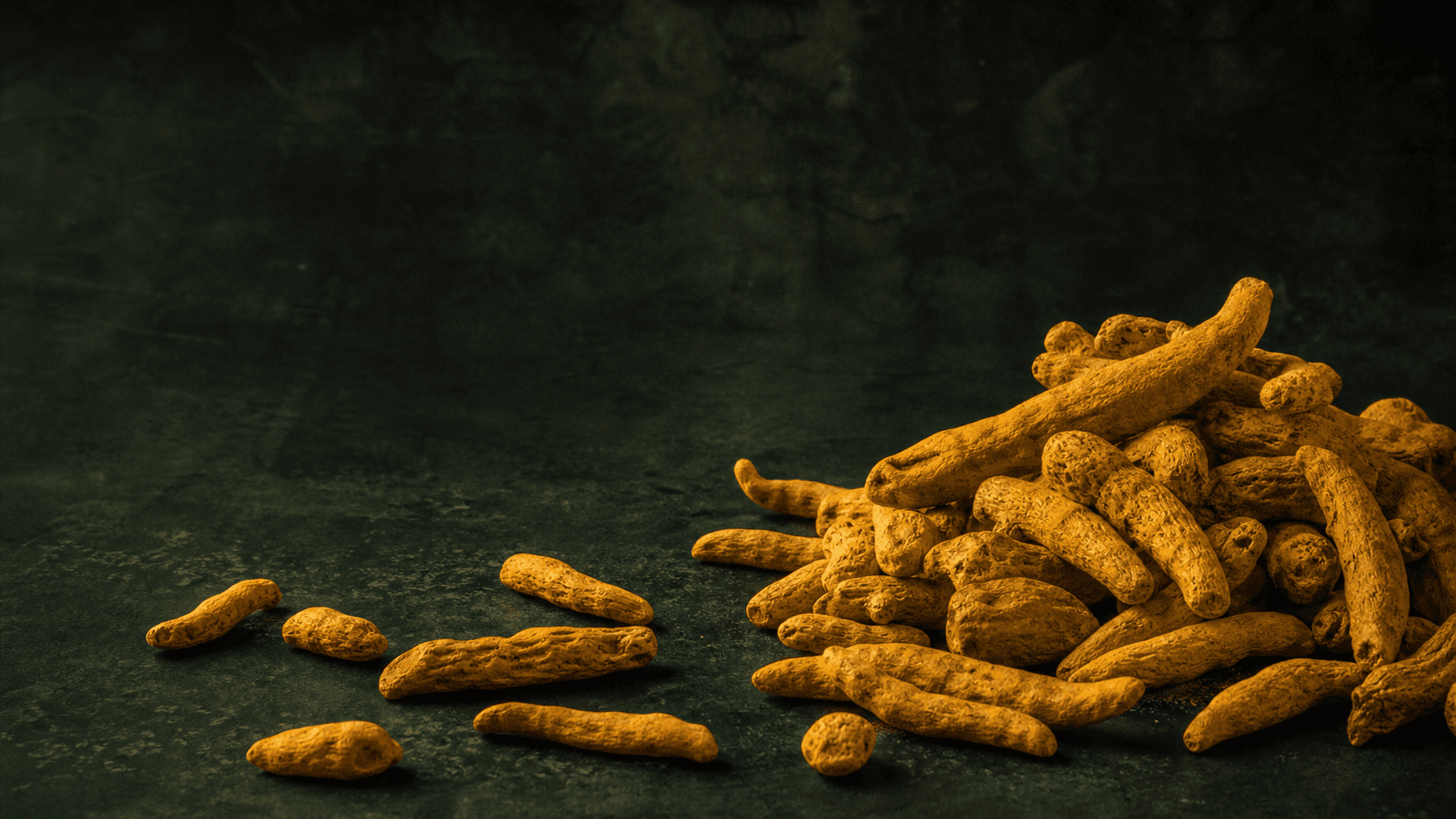 Premium Indian turmeric fingers